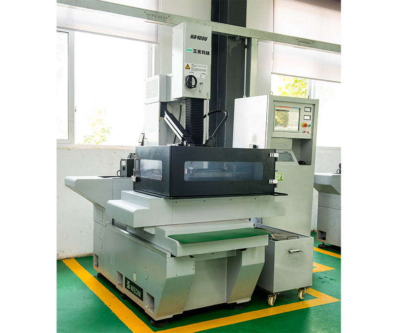 23、HA400U线切割设备.png
